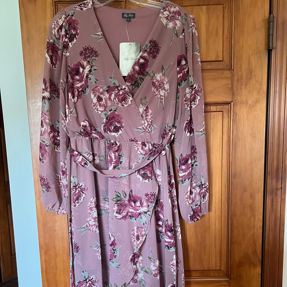 NWT Lily Rose Floral Dress